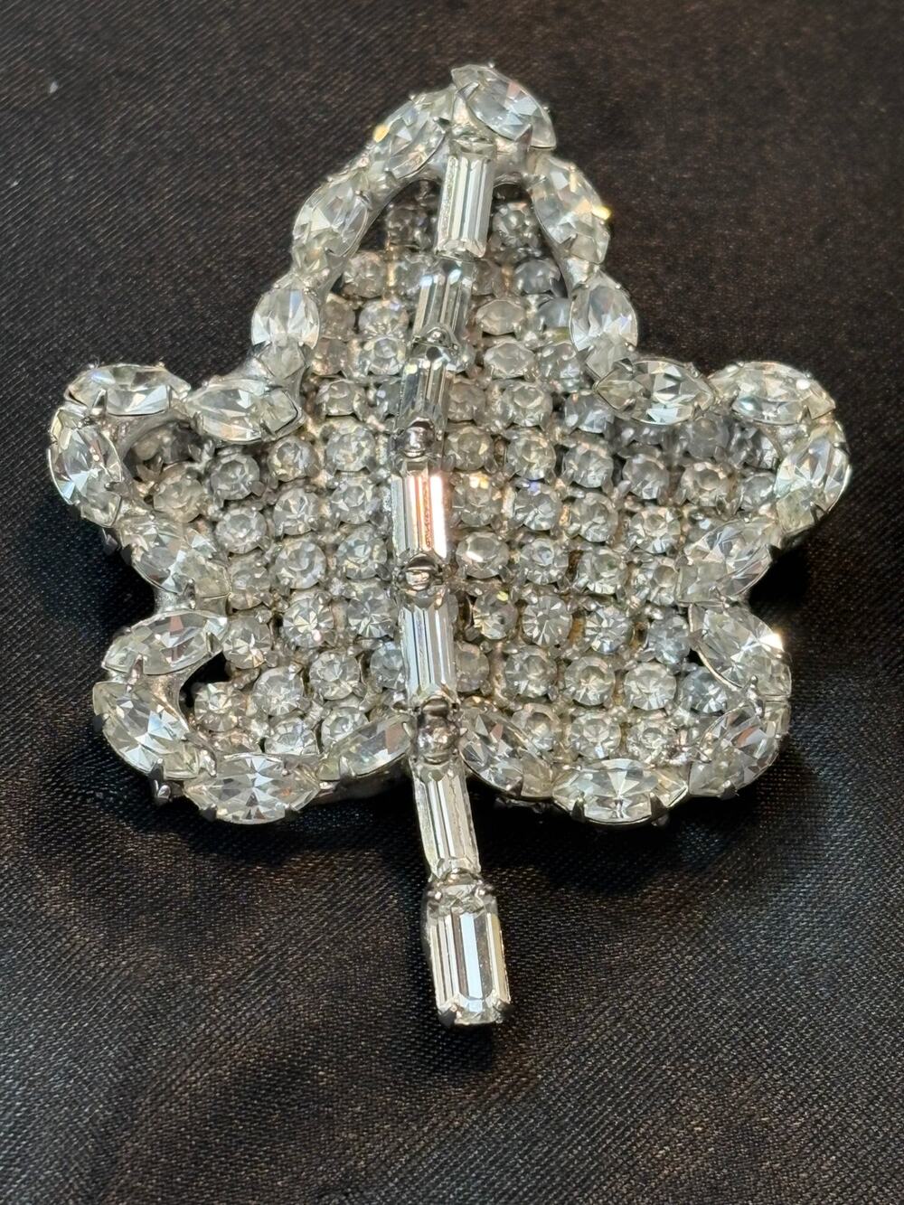 Vintage Unsigned Rhinestone Leaf Brooch 2.25 Inch Silver Tone Statement